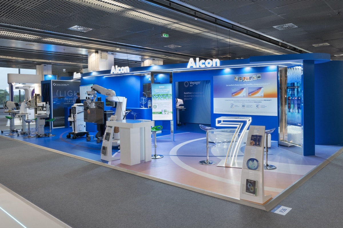 Stand Alcon · SFO, signé The Good Experience