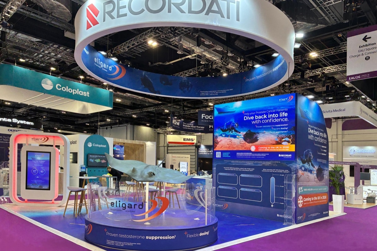 Stand Recordati · AEU, signé The Good Experience